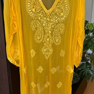swimsuit coverup, size medium, made in Pakistan